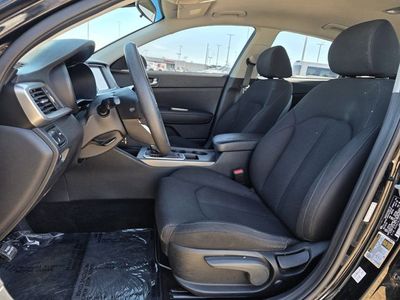 2020 Kia Optima - Photo 12