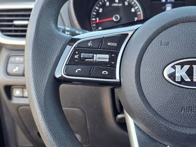 2020 Kia Optima - Photo 22