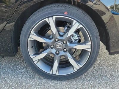 2026 Honda Civic Hatchback Hybrid — photo 8 view