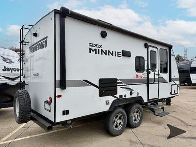 2021 Winnebago Micro Minnie - Photo 2