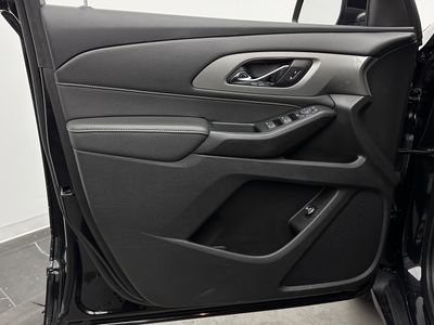 2023 Chevrolet Traverse - Photo 9
