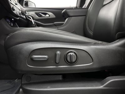 2023 Chevrolet Traverse - Photo 12