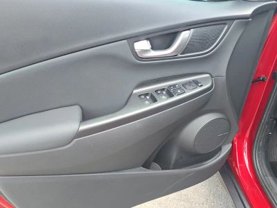 2023 Hyundai Kona — photo 17 view