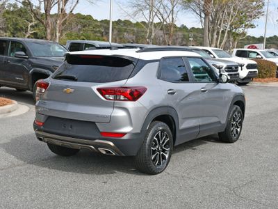 2023 Chevrolet TrailBlazer - Photo 4