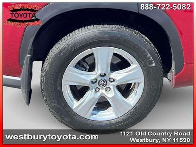 2023 Toyota Highlander - Photo 14