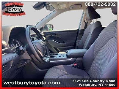 2023 Toyota Highlander - Photo 19