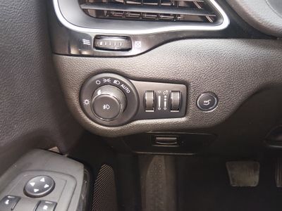 2023 Jeep Cherokee - Photo 13