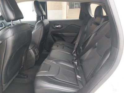 2023 Jeep Cherokee - Photo 17