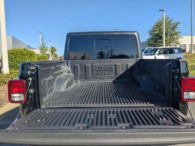 2023 Jeep Gladiator — photo 11 view