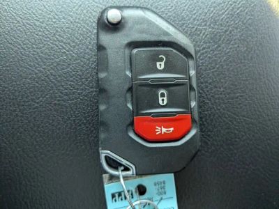2023 Jeep Gladiator — photo 25 view