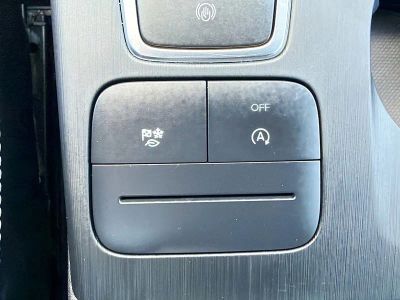 2020 Ford Escape — photo 30 view