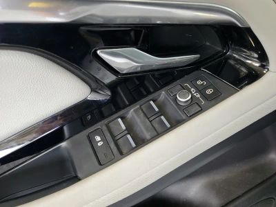 2020 Land Rover Range Rover Evoque — photo 15 view
