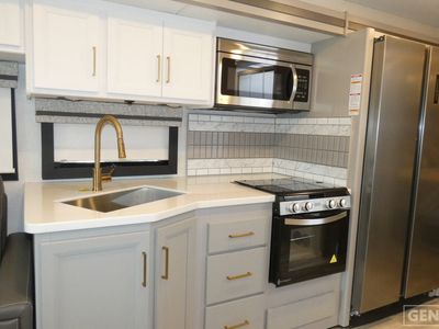 2026 Thor Motor Coach Windsport - Photo 7