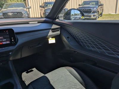 2026 Dodge Charger — photo 15 view