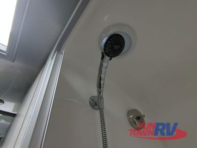 2023 Airstream International - Photo 33