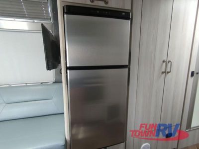 2023 Airstream International - Photo 20