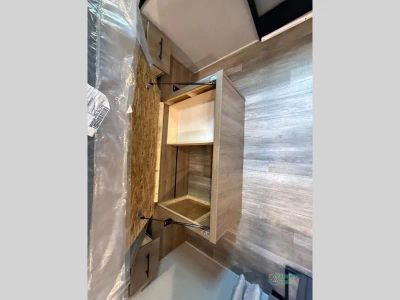 2023 Grand Design Imagine XLS — photo 40 view