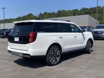 2026 Ford Expedition - Photo 3