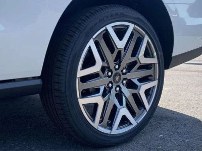 2026 Ford Expedition - Photo 10