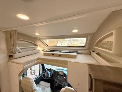 2022 Jayco Seneca Prestige - Photo 12