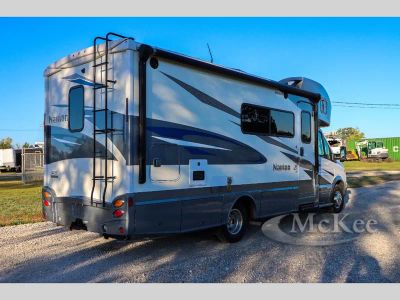 2019 Winnebago Navion - Photo 4