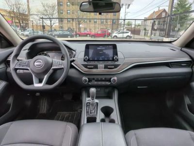 2025 Nissan Altima - Photo 11