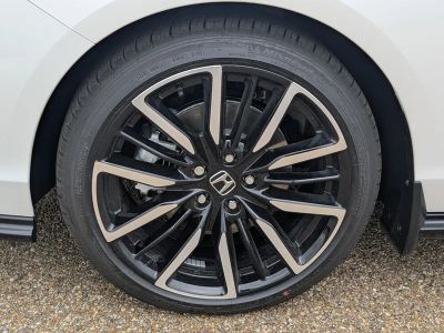 2026 Honda Accord Hybrid - Photo 9