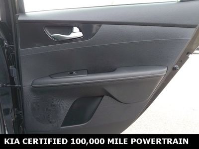 2024 Kia Forte - Photo 24