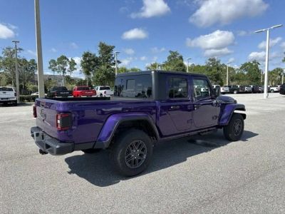 2026 Jeep Gladiator — side profile view