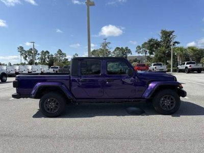 2026 Jeep Gladiator Sport S in Reign — front three-quarter view