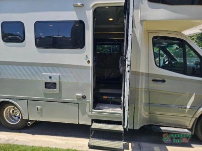 2027 Winnebago View - Photo 9