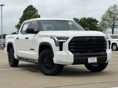 2026 Toyota Tundra - Photo 2