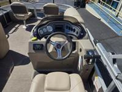 2023 Sun Tracker Fishing Barge 20 DLX - Photo 15