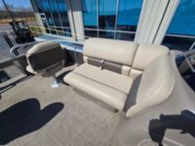 2023 Sun Tracker Fishing Barge 20 DLX - Photo 22