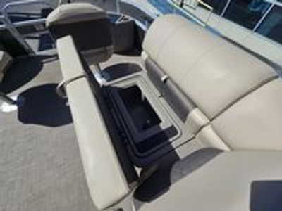 2023 Sun Tracker Fishing Barge 20 DLX - Photo 23