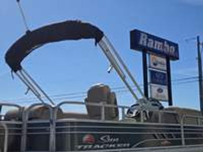 2023 Sun Tracker Fishing Barge 20 DLX - Photo 6