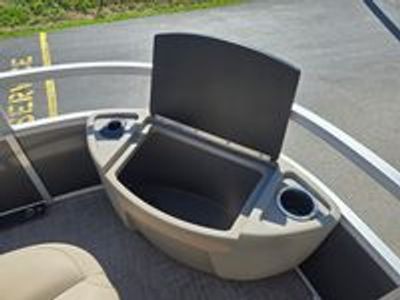 2023 Sun Tracker Fishing Barge 20 DLX - Photo 26