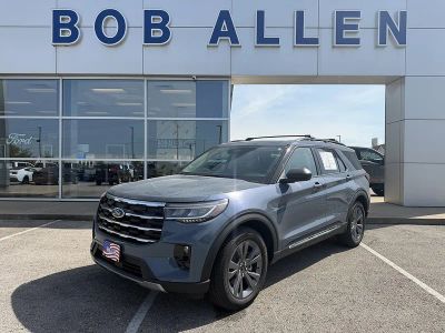2025 Ford Explorer Active in Vapor Blue — front three-quarter view
