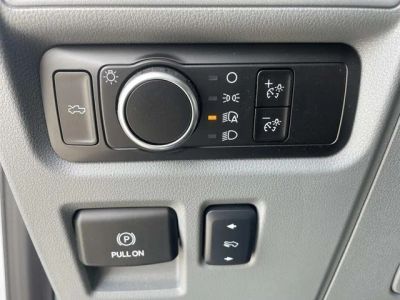 2025 Ford F-150 Lightning - Photo 12