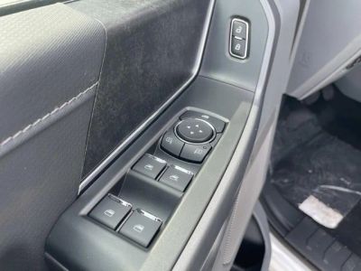 2025 Ford F-150 Lightning - Photo 11