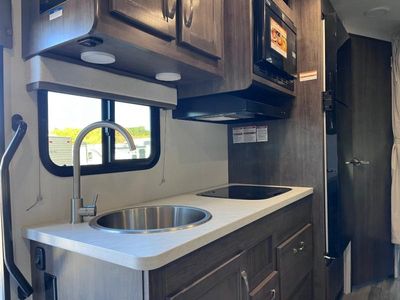 2026 Entegra Coach Odyssey SE - Photo 15