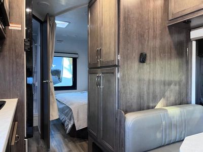 2026 Entegra Coach Odyssey SE - Photo 14