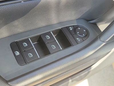 2026 Mazda CX-50 Hybrid — photo 18 view