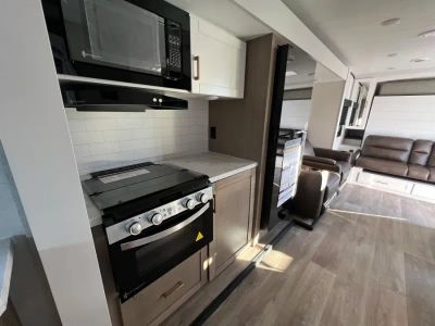 2027 Jayco NORTH TRAIL — photo 10 view