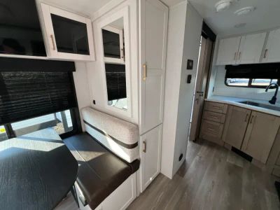 2027 Jayco NORTH TRAIL — photo 16 view