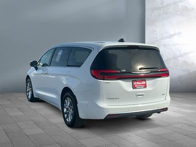 2023 Chrysler Pacifica — interior view