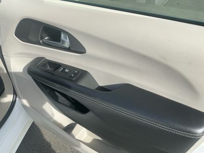 2023 Chrysler Pacifica — photo 21 view