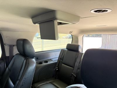 2014 Chevrolet Suburban 1500 - Photo 16