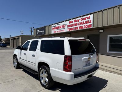 2014 Chevrolet Suburban 1500 - Photo 6