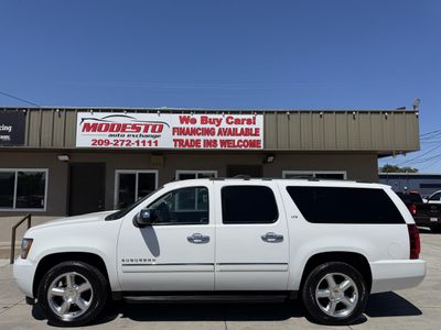 2014 Chevrolet Suburban 1500 - Photo 7
